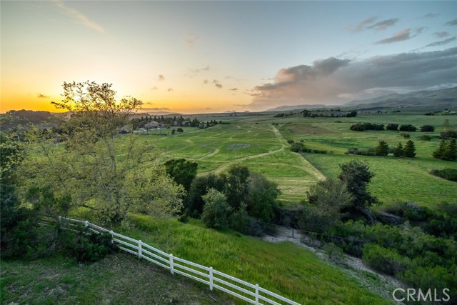 1505 Tiffany Ranch Road, Arroyo Grande CA: https://media.crmls.org/medias/55a256a9-d7ae-4f8e-9fa8-8be6d5f8f037.jpg