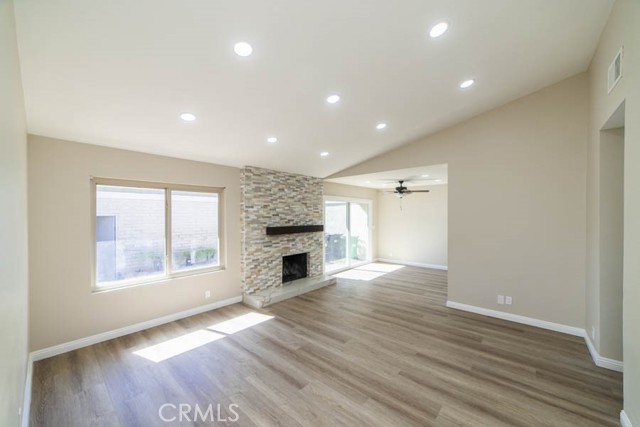 Detail Gallery Image 19 of 29 For 15 Stonepine, Irvine,  CA 92604 - 3 Beds | 2 Baths