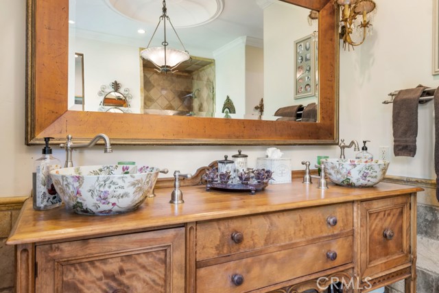 Detail Gallery Image 22 of 42 For 3439 Dorothy Rd, Topanga,  CA 90290 - 4 Beds | 4 Baths