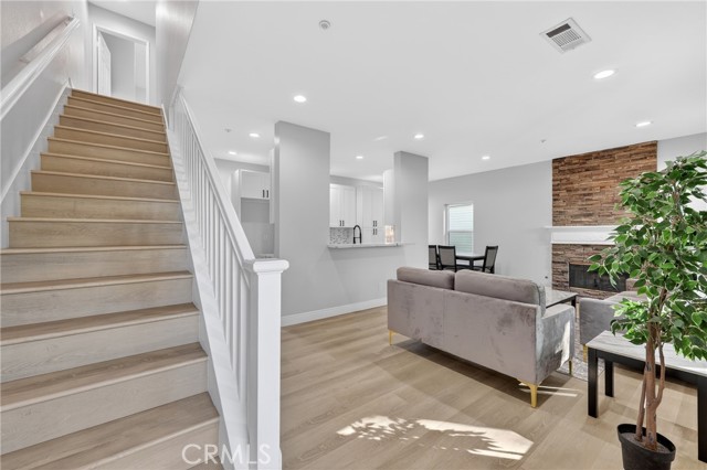 Detail Gallery Image 11 of 71 For 25544 Portola, Loma Linda,  CA 92354 - 3 Beds | 2/1 Baths