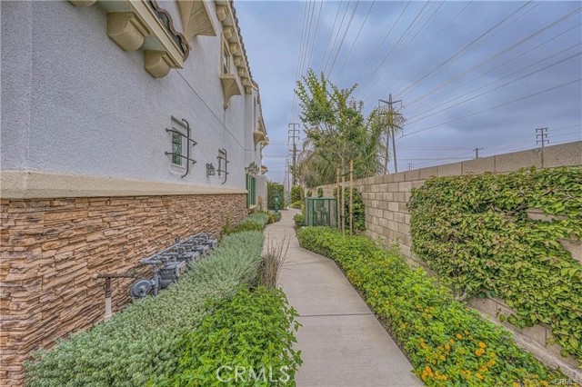 Detail Gallery Image 26 of 29 For 2728 W Ball Rd, Anaheim,  CA 92804 - 3 Beds | 2/1 Baths