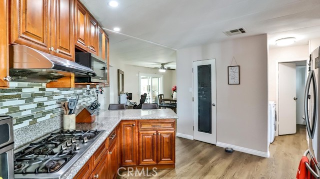 Detail Gallery Image 28 of 42 For 10770 W Katella Ave #14,  Anaheim,  CA 92804 - 2 Beds | 2 Baths