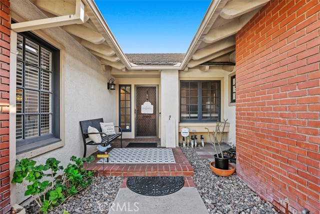 Detail Gallery Image 3 of 38 For 23131 Tiagua, Mission Viejo,  CA 92692 - 3 Beds | 2 Baths