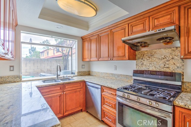 Detail Gallery Image 8 of 48 For 13006 Parkview, Baldwin Park,  CA 91706 - 3 Beds | 2/1 Baths