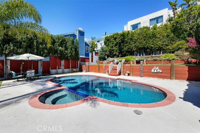 1923 Curtis Avenue, Redondo Beach, California 90278, 3 Bedrooms Bedrooms, ,1 BathroomBathrooms,Residential,Sold,Curtis,SB22060488