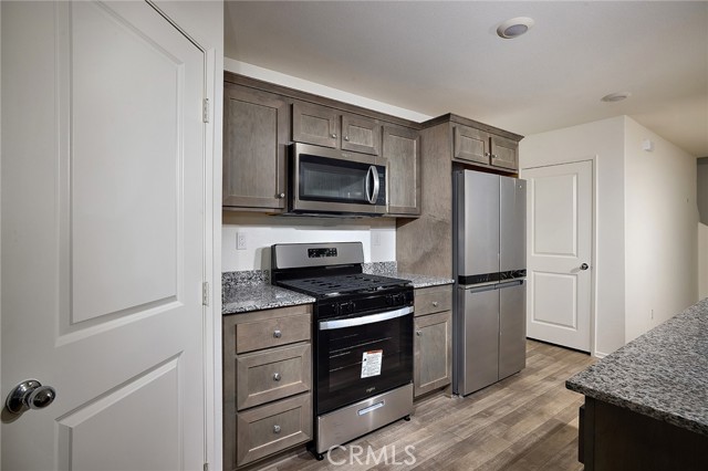 Detail Gallery Image 6 of 15 For 28401 Barracuda Ct, Winchester,  CA 92596 - 4 Beds | 2/1 Baths