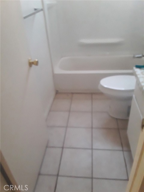 Detail Gallery Image 12 of 13 For 2248 Arrowhead Ave, Rialto,  CA 92377 - 5 Beds | 2 Baths