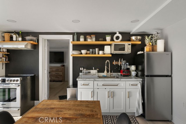 Detail Gallery Image 35 of 51 For 126 Avenida Trieste, San Clemente,  CA 92672 - 4 Beds | 4/1 Baths