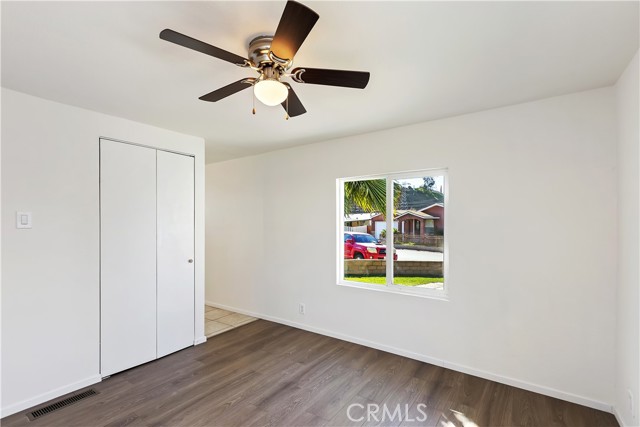 700 E Washington Street, Colton CA: https://media.crmls.org/medias/55a5d93b-663c-41c4-ac06-7edd01f77a0a.jpg