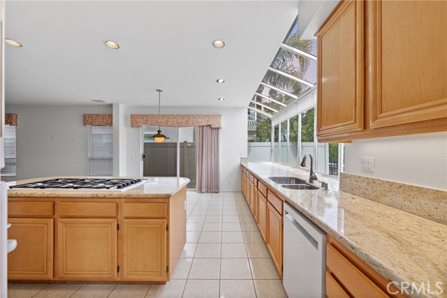 Detail Gallery Image 18 of 55 For 45436 via Jaca, Temecula,  CA 92592 - 4 Beds | 3 Baths