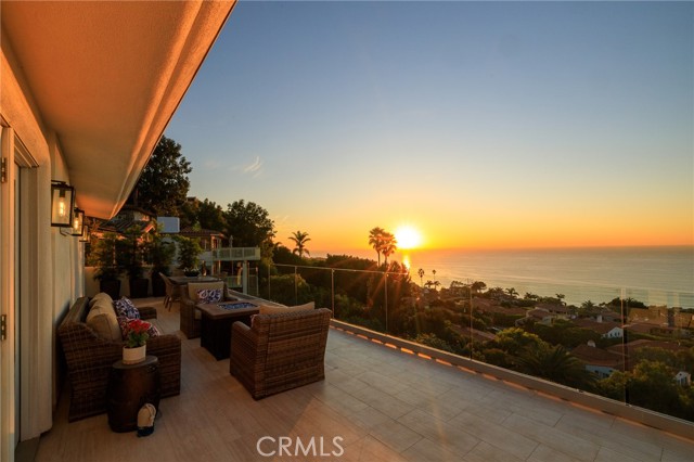 769 Via Del Monte, Palos Verdes Estates, California 90274, 4 Bedrooms Bedrooms, ,4 BathroomsBathrooms,Residential,Sold,Via Del Monte,SB23210145