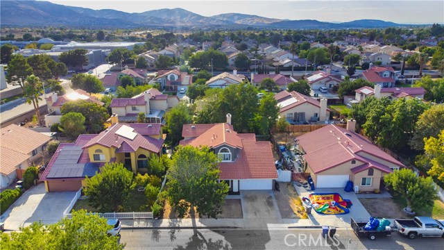 Detail Gallery Image 2 of 24 For 37317 Sand Brook Dr, Palmdale,  CA 93550 - 4 Beds | 3 Baths