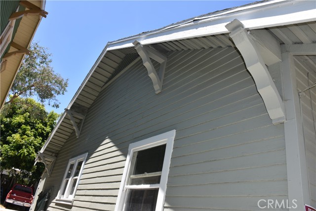 5318 Irvington Place, Los Angeles CA: https://media.crmls.org/medias/55a704bd-a572-48ad-8d9e-23905af6ec82.jpg