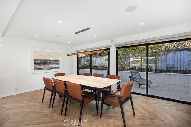 Detail Gallery Image 11 of 27 For 2870 Zell Dr, Laguna Beach,  CA 92651 - 3 Beds | 2/1 Baths