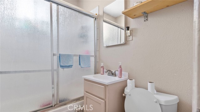 Detail Gallery Image 38 of 62 For 413 E 81st St, Los Angeles,  CA 90003 - – Beds | – Baths