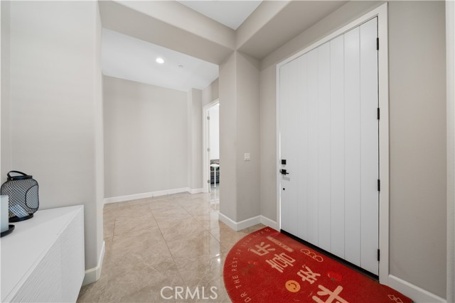 Detail Gallery Image 18 of 73 For 8826 Justify Dr, Rancho Cucamonga,  CA 91701 - 5 Beds | 5/1 Baths