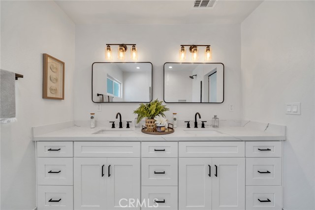 2725 Fisk Lane, Redondo Beach, California 90278, 4 Bedrooms Bedrooms, ,1 BathroomBathrooms,Residential,Sold,Fisk,PW22157941