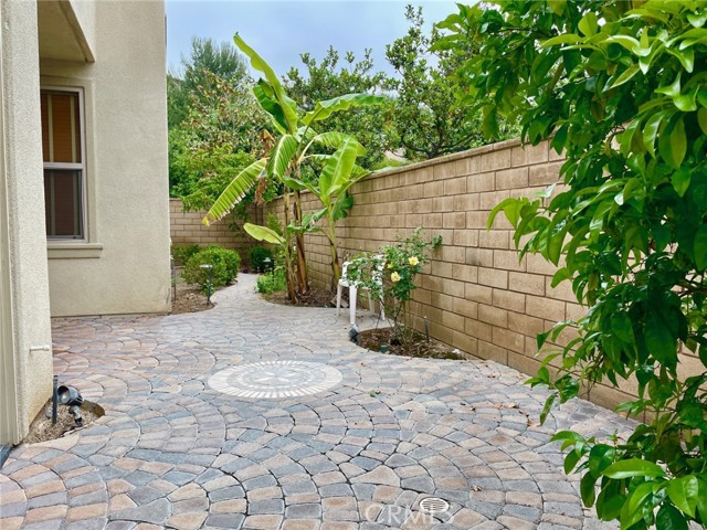 65 Sacred Path, Irvine CA: https://media.crmls.org/medias/55ab4634-81e3-45ee-9300-8622c2e8fc0b.jpg