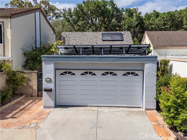 75 Willow Tree Lane, Irvine CA: https://media.crmls.org/medias/55ab4cf1-7daa-4b8f-91d6-6e60576f20ce.jpg
