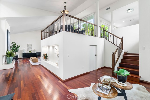 11071 Coronel, North Tustin CA: https://media.crmls.org/medias/55ab5ff9-6b29-4d33-beaf-ba48c146880d.jpg