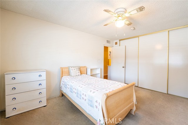 9739 Reseda Boulevard, Northridge CA: https://media.crmls.org/medias/55ab8ceb-505e-4fb7-9f9e-6eaeaacdb0b6.jpg