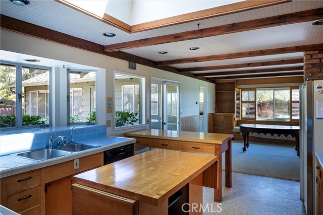 Detail Gallery Image 13 of 38 For 335 San Miguel Ave, San Luis Obispo,  CA 93405 - 4 Beds | 3 Baths