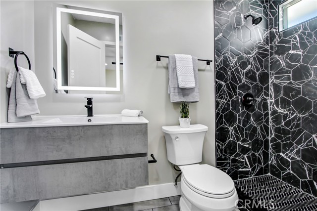 Detail Gallery Image 7 of 25 For 12321 Napa Dr, Chino,  CA 91710 - 3 Beds | 2 Baths