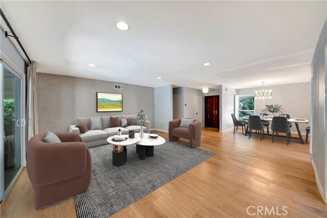 3811 Algonaut Drive, Calabasas CA: https://media.crmls.org/medias/55ada6ca-10d2-4127-b485-56274ccc7b85.jpg