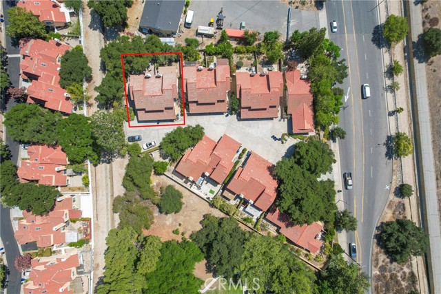 9148 Tujunga Canyon Boulevard, Tujunga CA: https://media.crmls.org/medias/55ada8c9-6bf4-41f3-9251-856143d01965.jpg