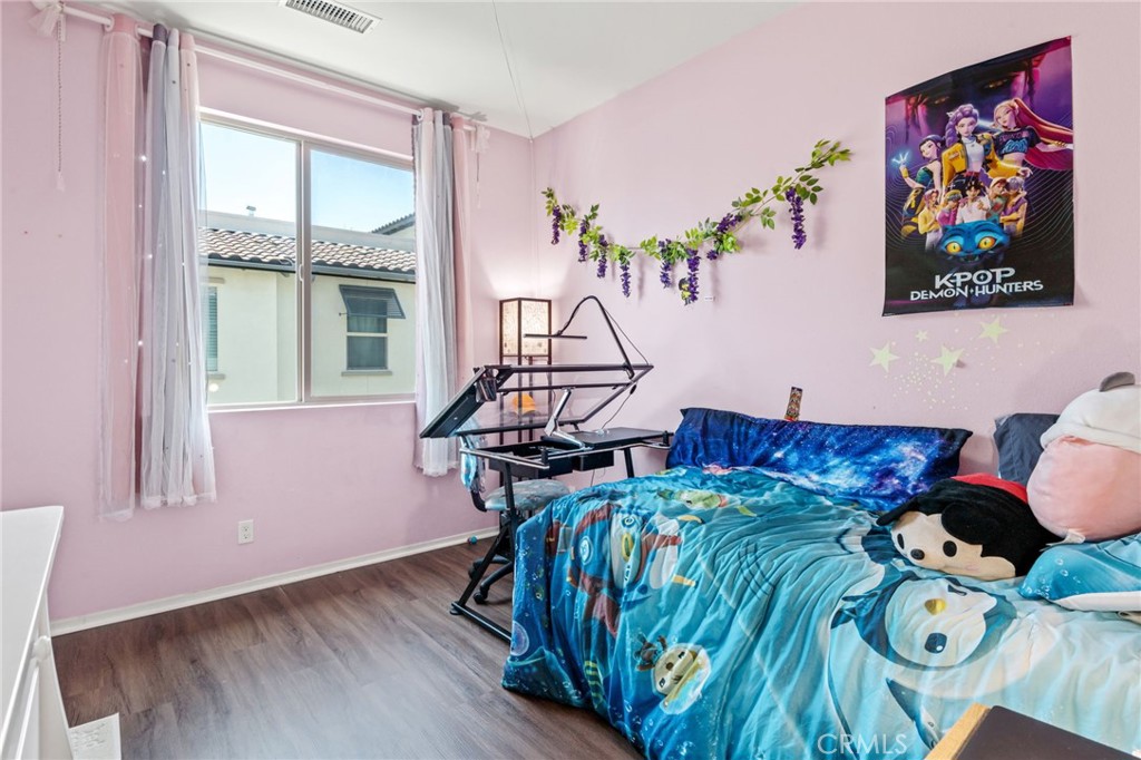 https://media.crmls.org/medias/55ae0e11-4735-4dda-a4ff-56c81d44a67e.jpg?preset=X-Large