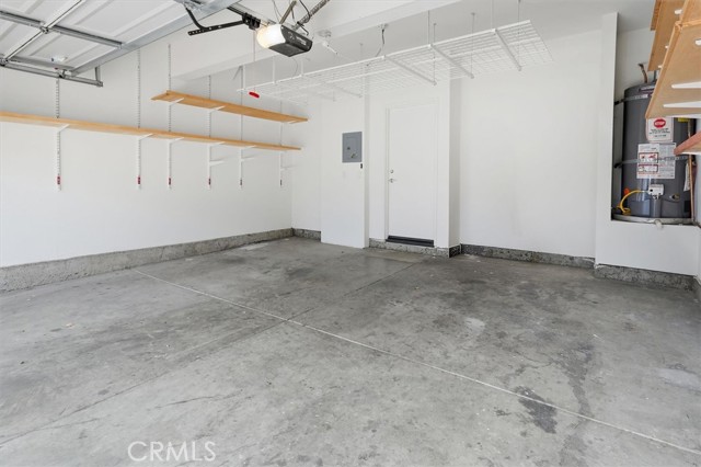 Detail Gallery Image 36 of 43 For 19345 Laroda Ln, Saugus,  CA 91350 - 3 Beds | 2/1 Baths