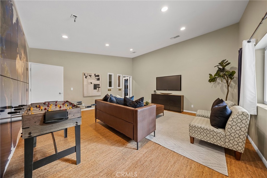 MLS #IG25183042 image #25