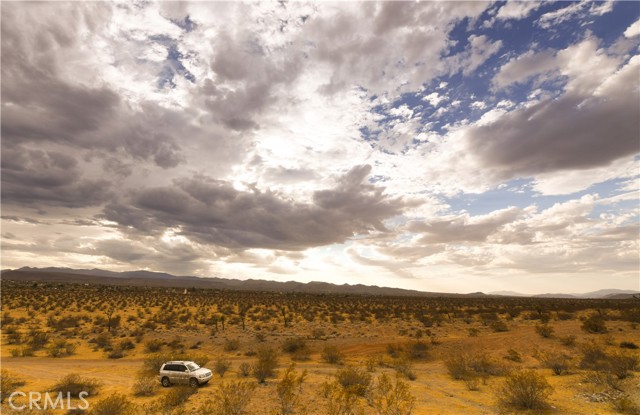Detail Gallery Image 12 of 58 For 58459 Starlight Mesa Rd, Yucca Valley,  CA 92284 - – Beds | – Baths