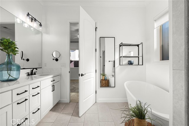 Detail Gallery Image 3 of 47 For 1361 Botticelli, Chico,  CA 95928 - 3 Beds | 2 Baths