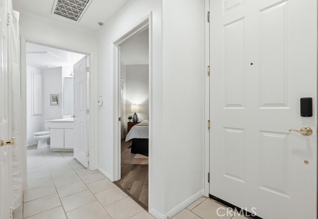 Image 10 of 75 For 13075 Pacific Promenade  115