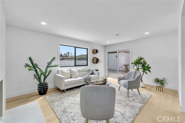 Image 22 of 51 For 13682 Carroll