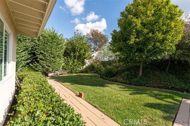 Detail Gallery Image 36 of 46 For 19512 Sierra Mia Rd, Irvine,  CA 92603 - 4 Beds | 2/1 Baths