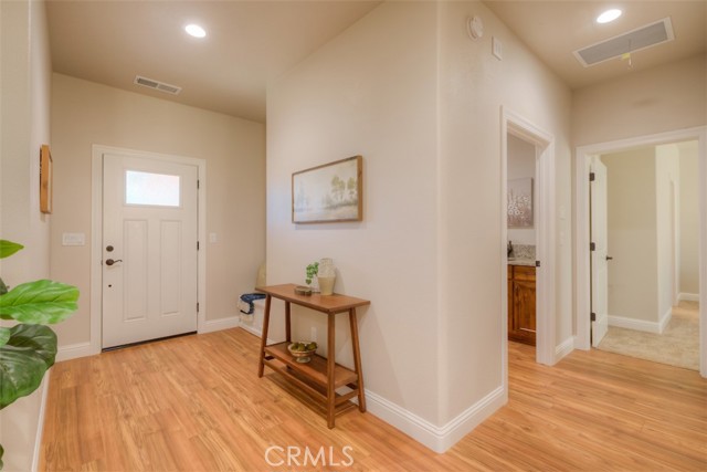 Detail Gallery Image 4 of 43 For 1645 Lighty Ln, Paradise,  CA 95969 - 4 Beds | 2 Baths