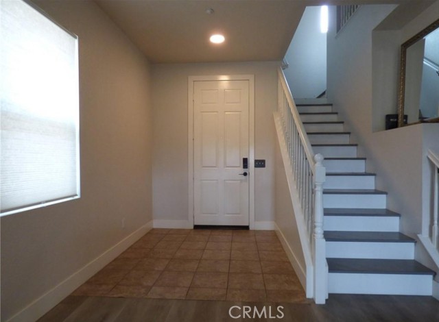 Detail Gallery Image 2 of 30 For 6279 Long Cove Dr, Fontana,  CA 92336 - 4 Beds | 2/1 Baths