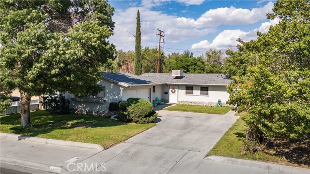 Detail Gallery Image 2 of 27 For 45362 15th St, Lancaster,  CA 93534 - 3 Beds | 1/1 Baths