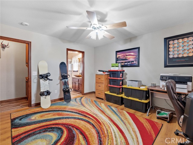 Detail Gallery Image 35 of 57 For 13991 Jicarilla Rd, Apple Valley,  CA 92307 - 4 Beds | 3 Baths