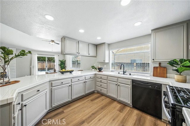 Detail Gallery Image 22 of 45 For 2229 Garland Way, Hemet,  CA 92545 - 3 Beds | 2 Baths
