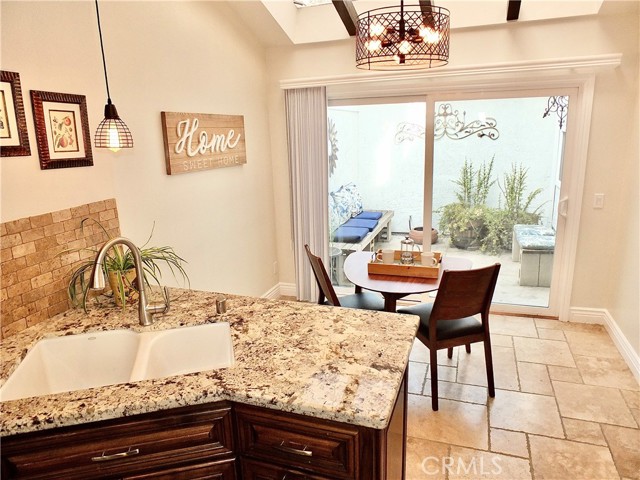 Detail Gallery Image 5 of 66 For 4550 E Ardmore St, Anaheim Hills,  CA 92807 - 3 Beds | 2/1 Baths