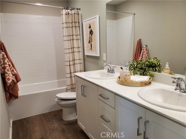 31390 Autumn Blaze Drive, Winchester CA: https://media.crmls.org/medias/55b74937-5032-47bb-9248-161f0e33f08d.jpg