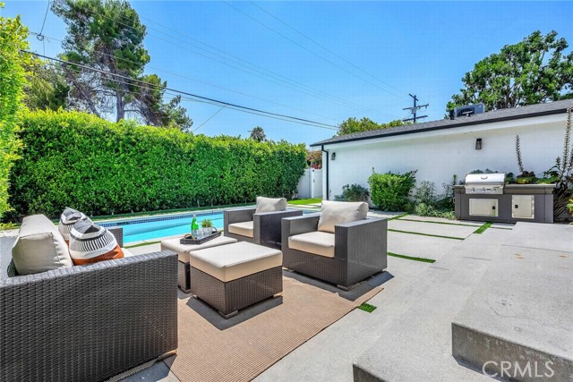 Detail Gallery Image 22 of 49 For 5110 Greenbush Ave, Sherman Oaks,  CA 91423 - 6 Beds | 6 Baths