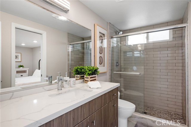2208 The Strand, Manhattan Beach CA: https://media.crmls.org/medias/55b80d51-2237-4350-97bf-ae7483d6fad5.jpg