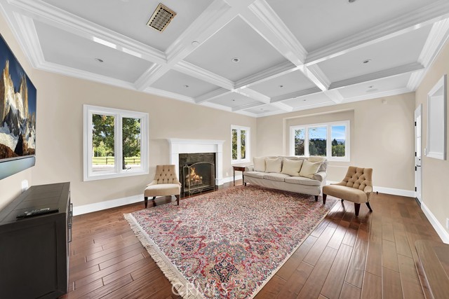 Detail Gallery Image 19 of 71 For 1962 Lower Lake Dr, North Tustin,  CA 92705 - 6 Beds | 7/1 Baths