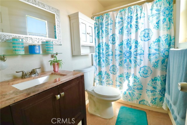 16459 Bunnell Avenue, Victorville CA: https://media.crmls.org/medias/55b820d7-123b-457c-9a68-e4fde1d4801a.jpg