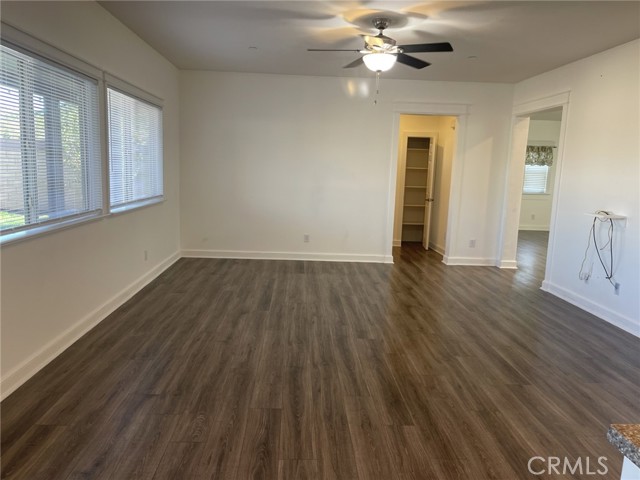 Detail Gallery Image 6 of 10 For 36250 Pursh Dr, Lake Elsinore,  CA 92532 - 5 Beds | 3 Baths