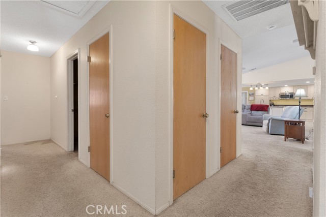 Detail Gallery Image 32 of 51 For 18830 Munsee Rd, Apple Valley,  CA 92307 - 4 Beds | 2/1 Baths